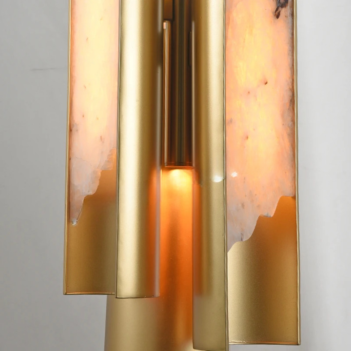 The Vénuz Marble Pedant Light