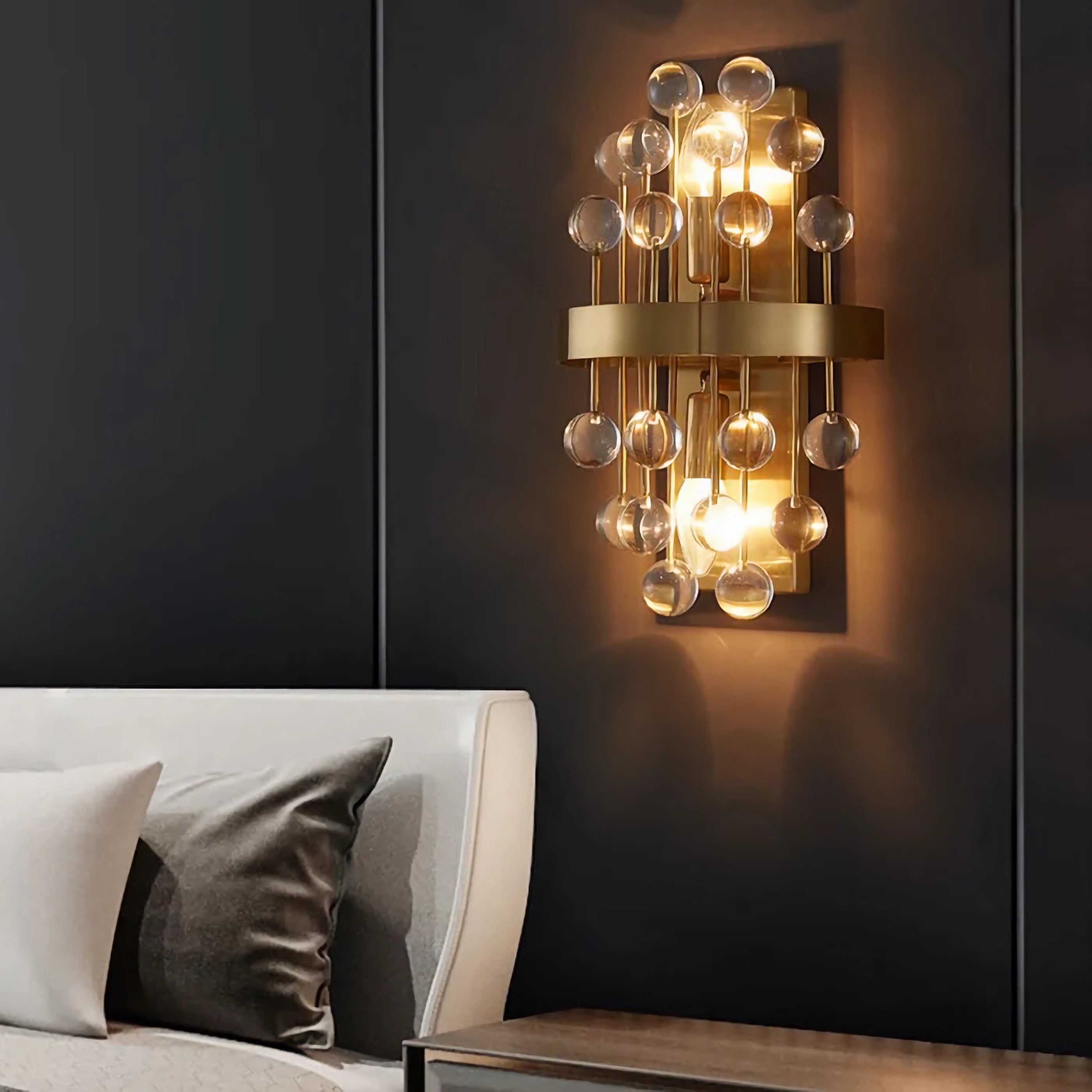 ALYTUS WALL LIGHT