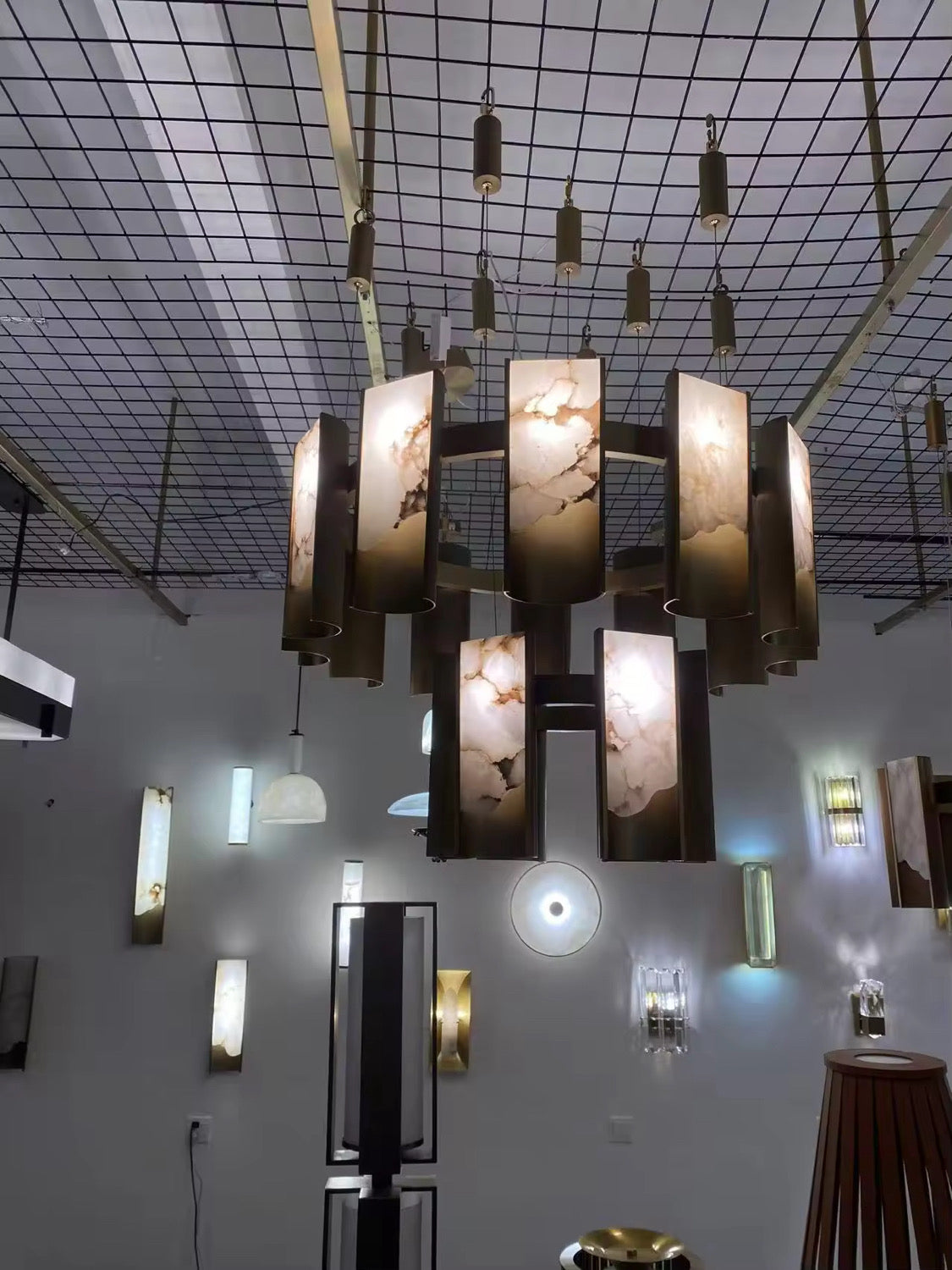 The Vénuz Chandeliers